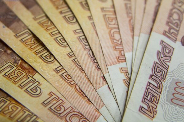 Russia, salta la politica monetaria: tasso di riferimento al 20%