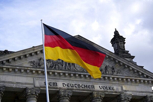 Germania, indice Ifo (fiducia imprese) scende ai minimi da inizio pandemia