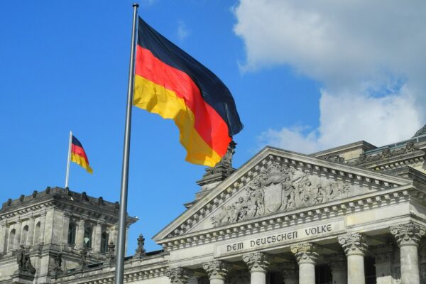 Germania, indice fiducia consumatori sale a marzo