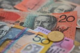 Australia, niente pause per la banca centrale