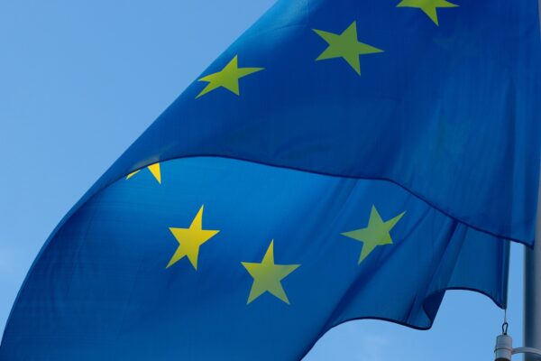 Sondaggi PMI, dato finale di marzo porta l’Eurozona in area espansione